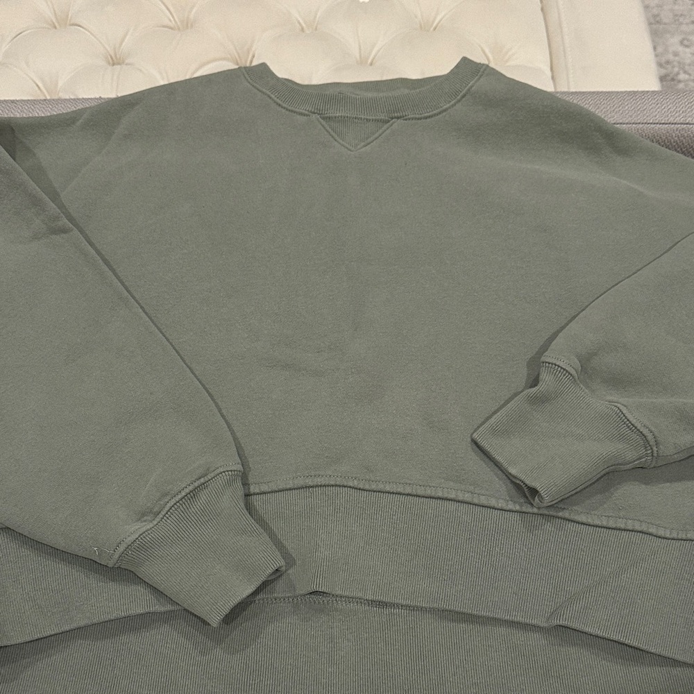 Abercrombie & Fitch Green Sweater